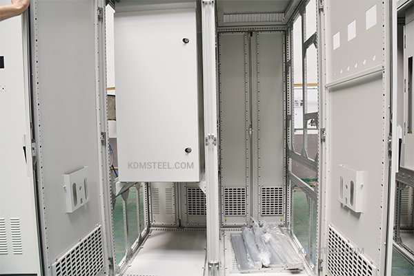 Intérieur du boîtier électrique