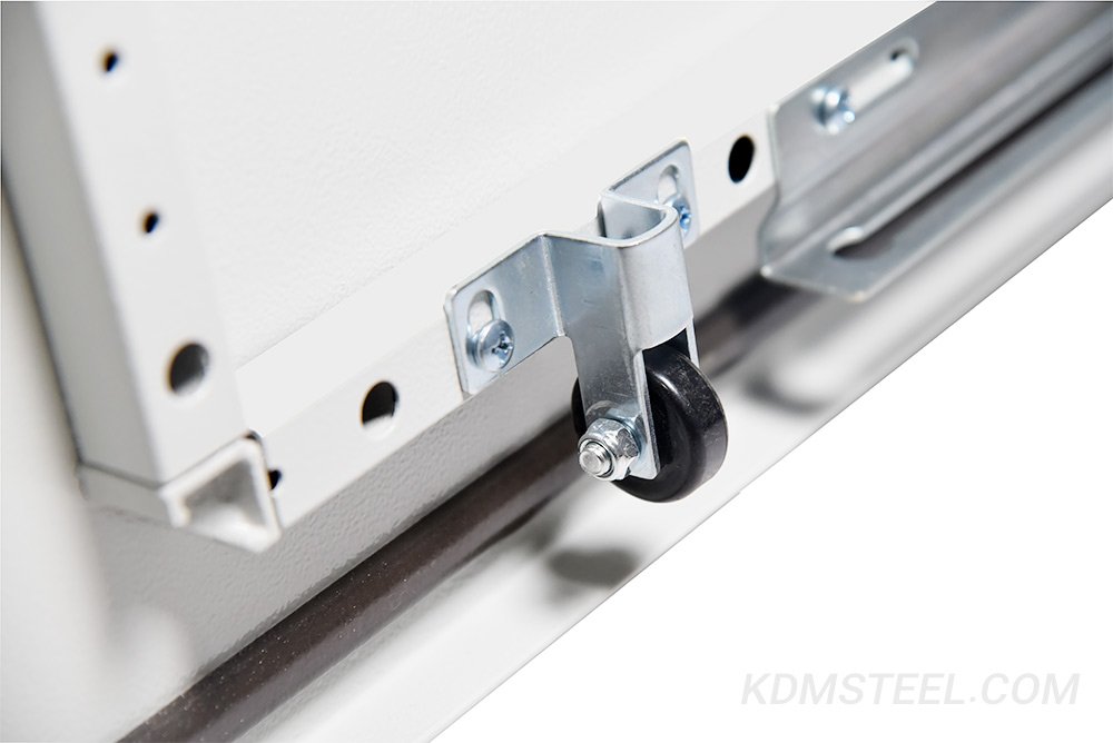 Detail Penutup NEMA 12