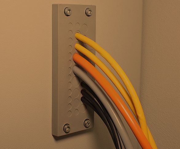 Sistem entri kabel sederhana