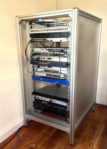 Rack de telecomunicaciones