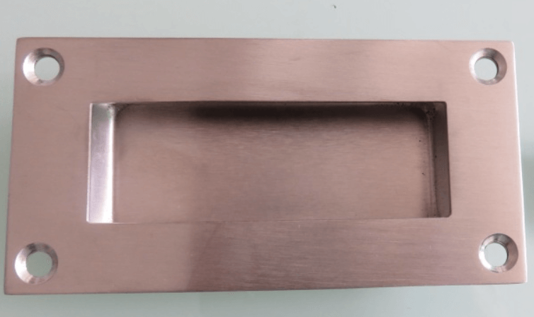 Recessed handle