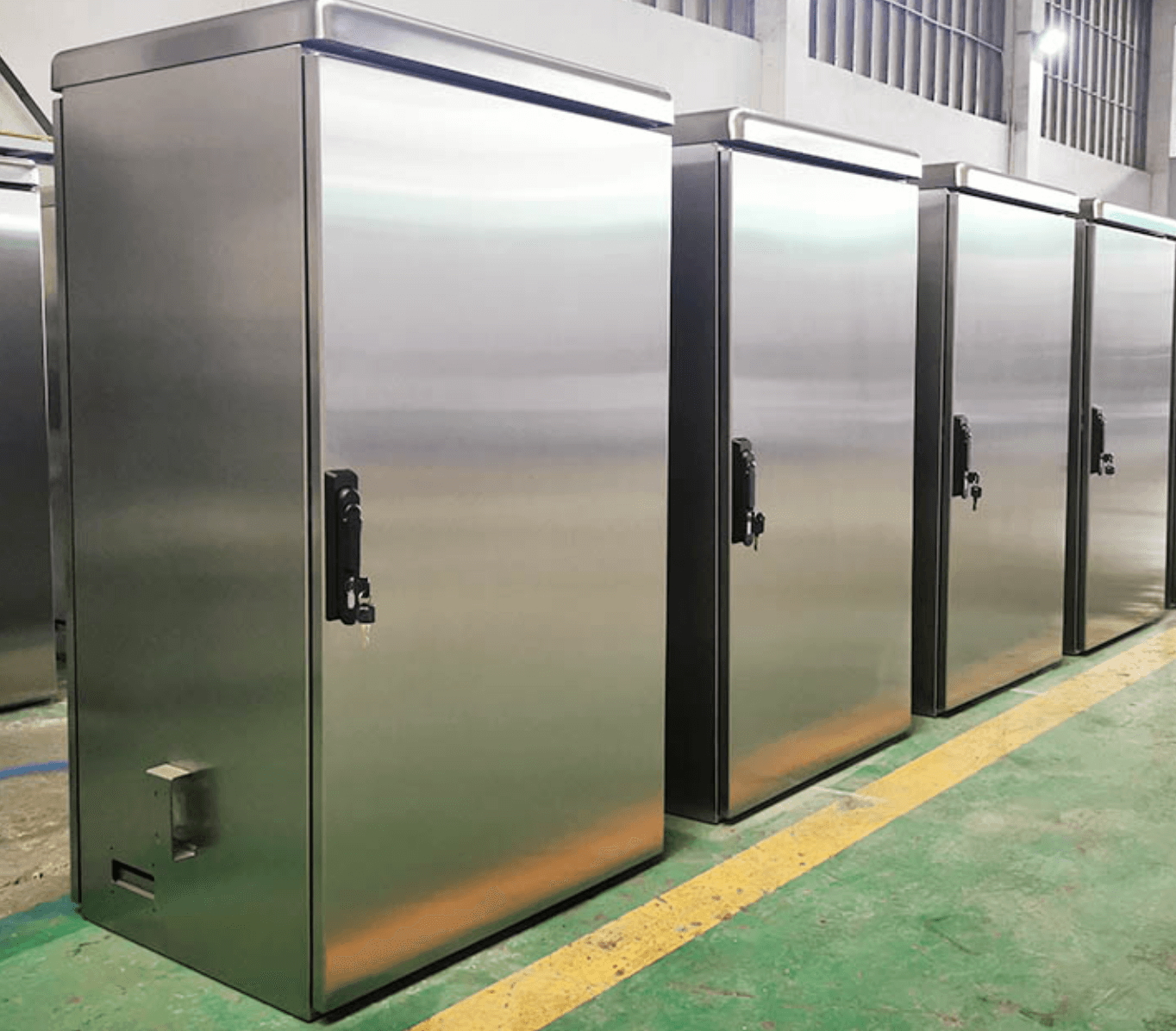 Lockable enclosures