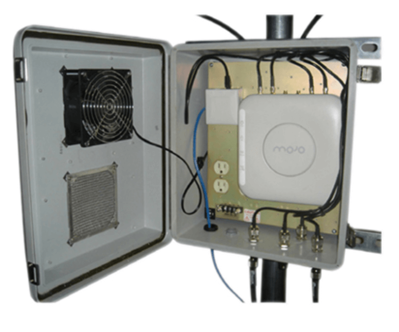 Vented outdoor data cabinet