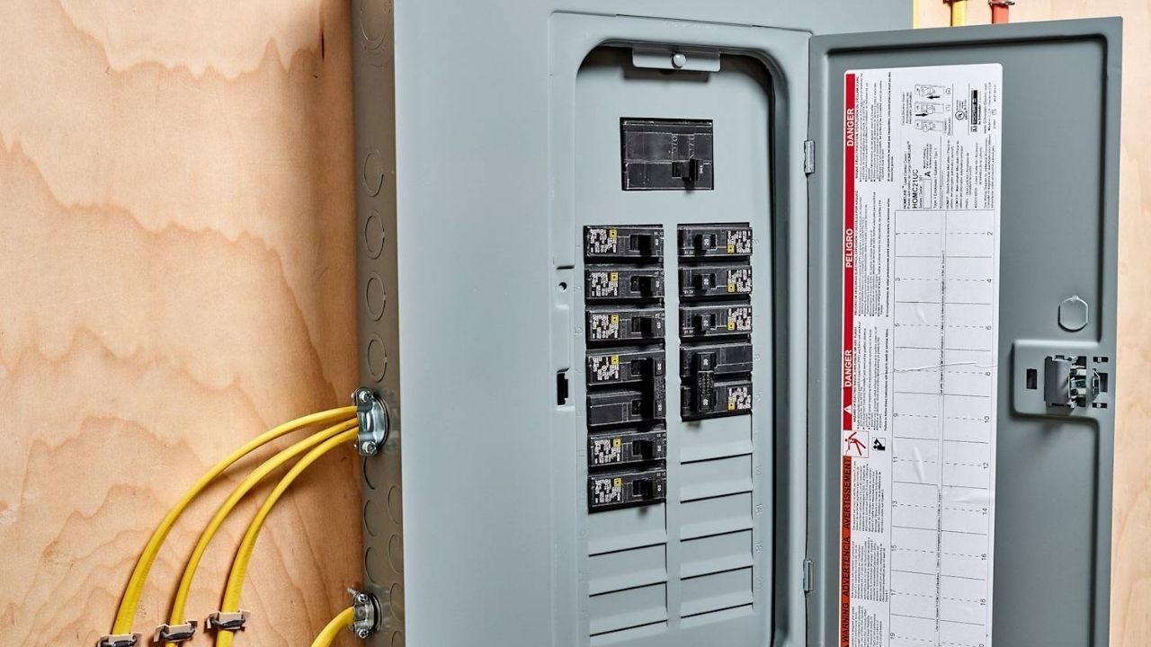 Precautions for Using Breaker Panels