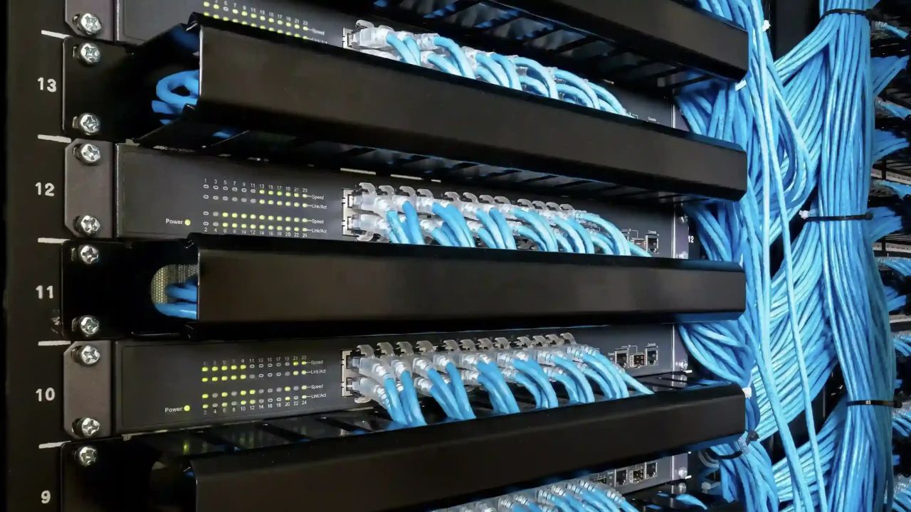 Cable Management (2)