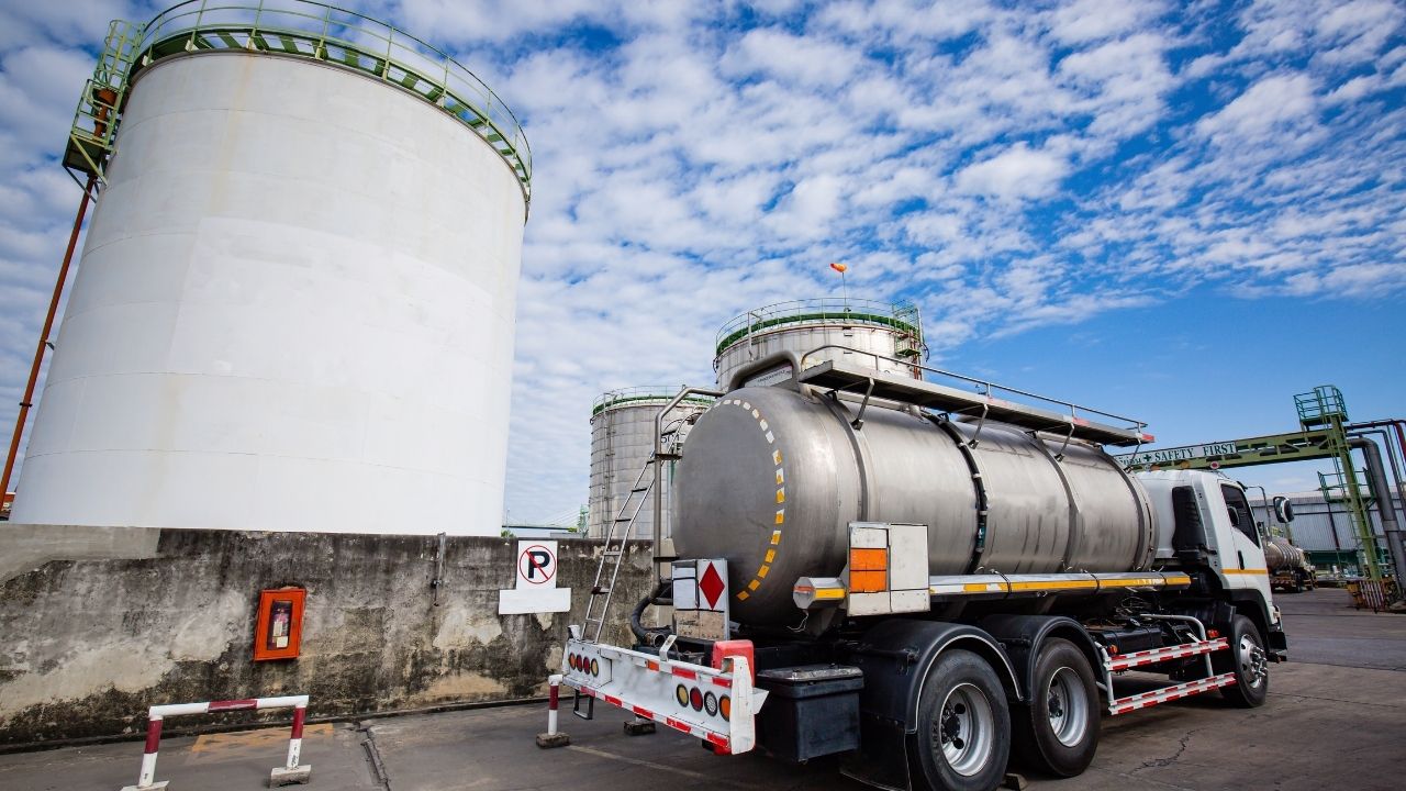 Glass Lined Tank vs Stainless Steel – Which One Is Best