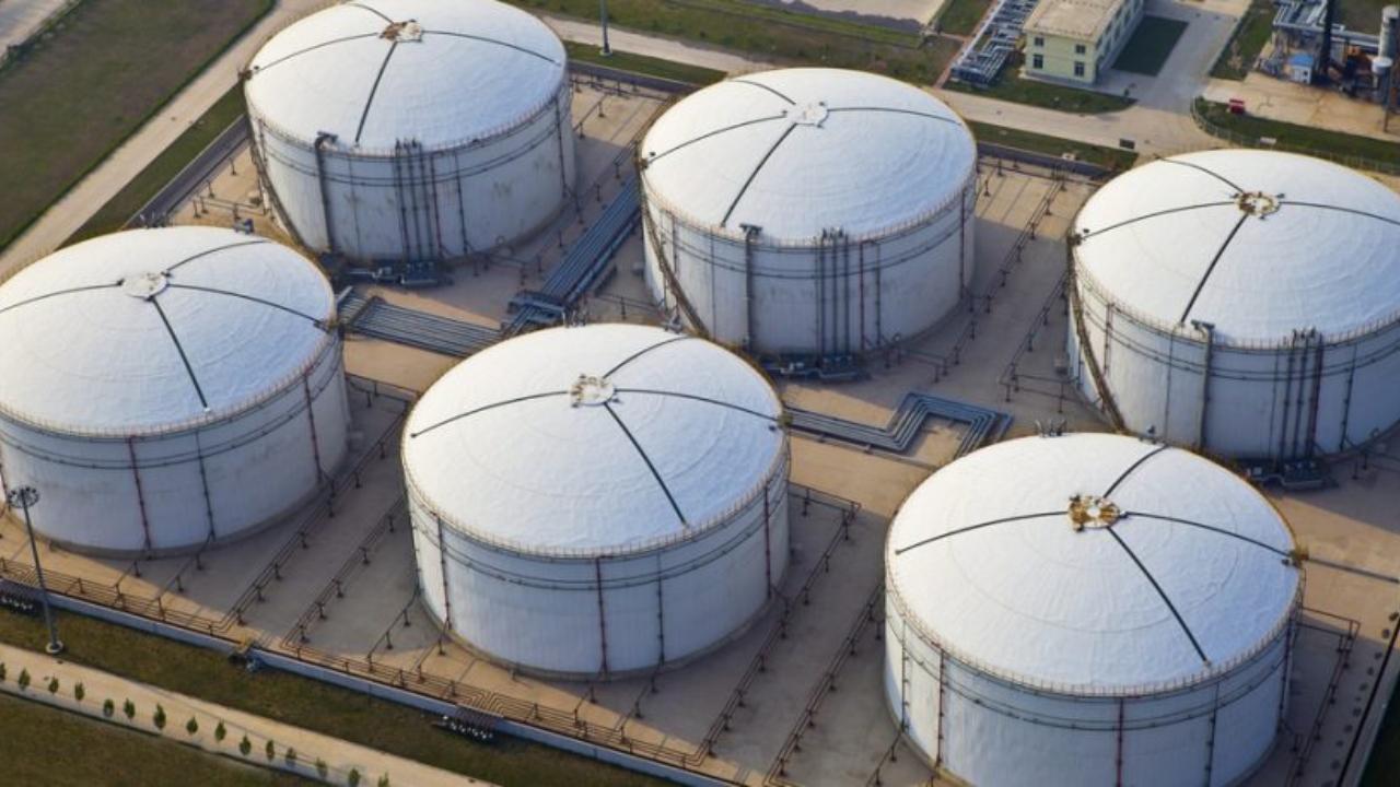 Top 10 Key Differences between Fixed Roof and Floating Roof Tanks