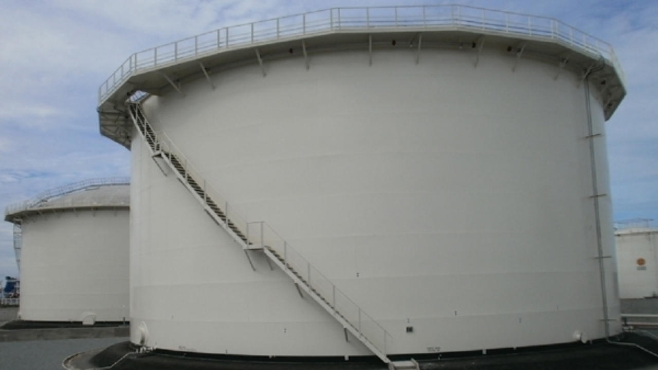 What Is a Floating Roof Tank