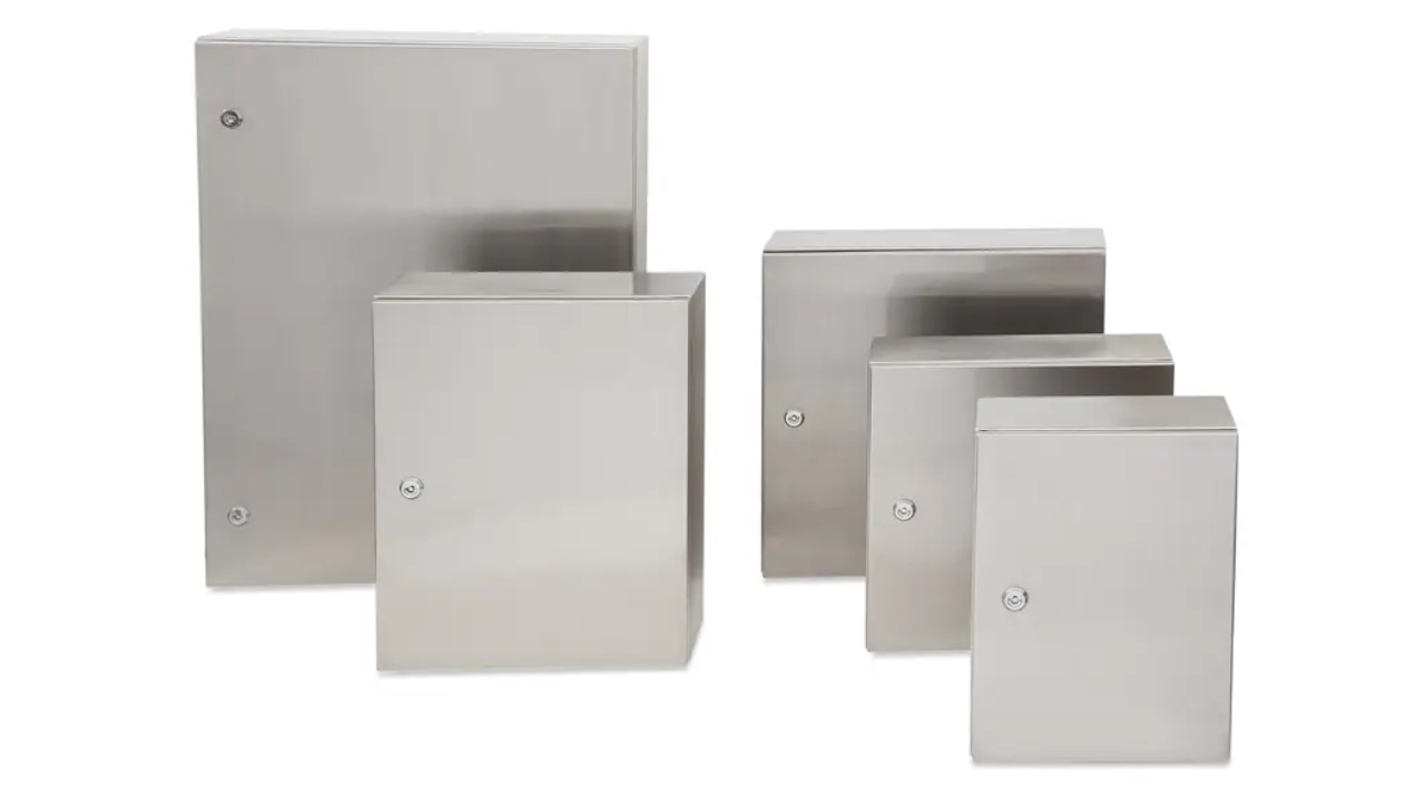 Top 10 Key Differences between Stainless Steel and Aluminum Outdoor Enclosures