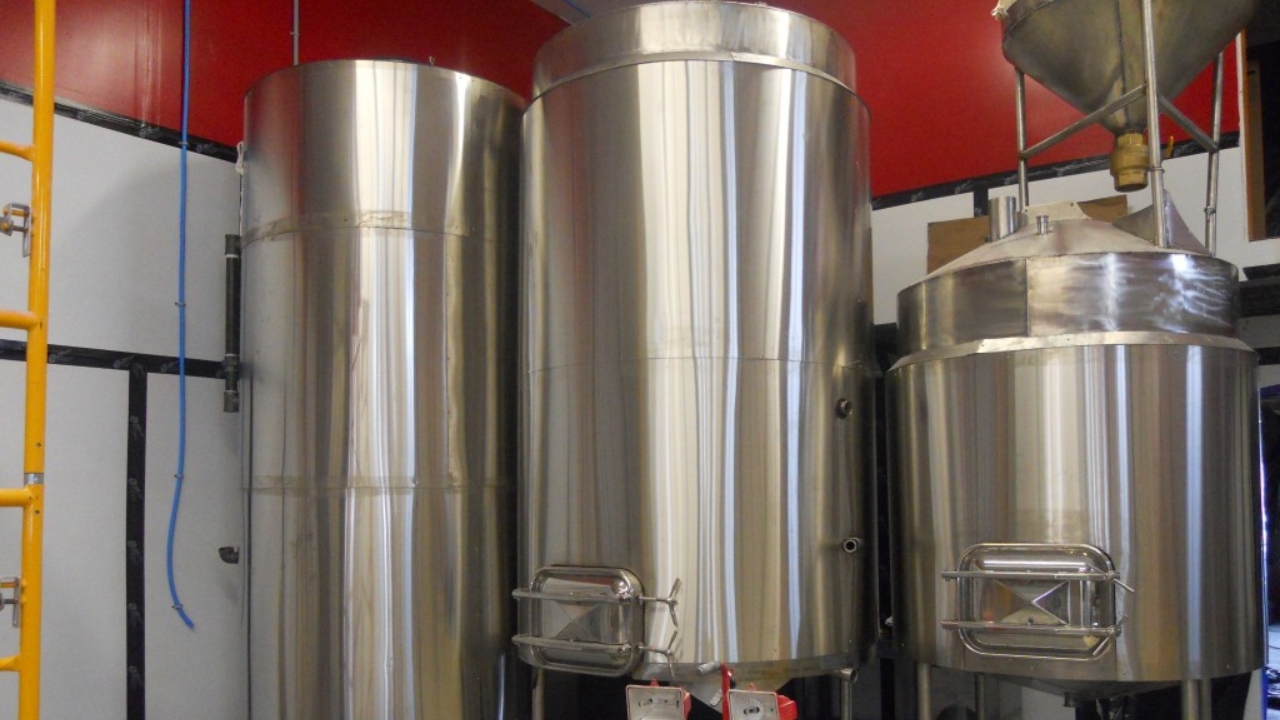 Types of Hot Liquor Tanks