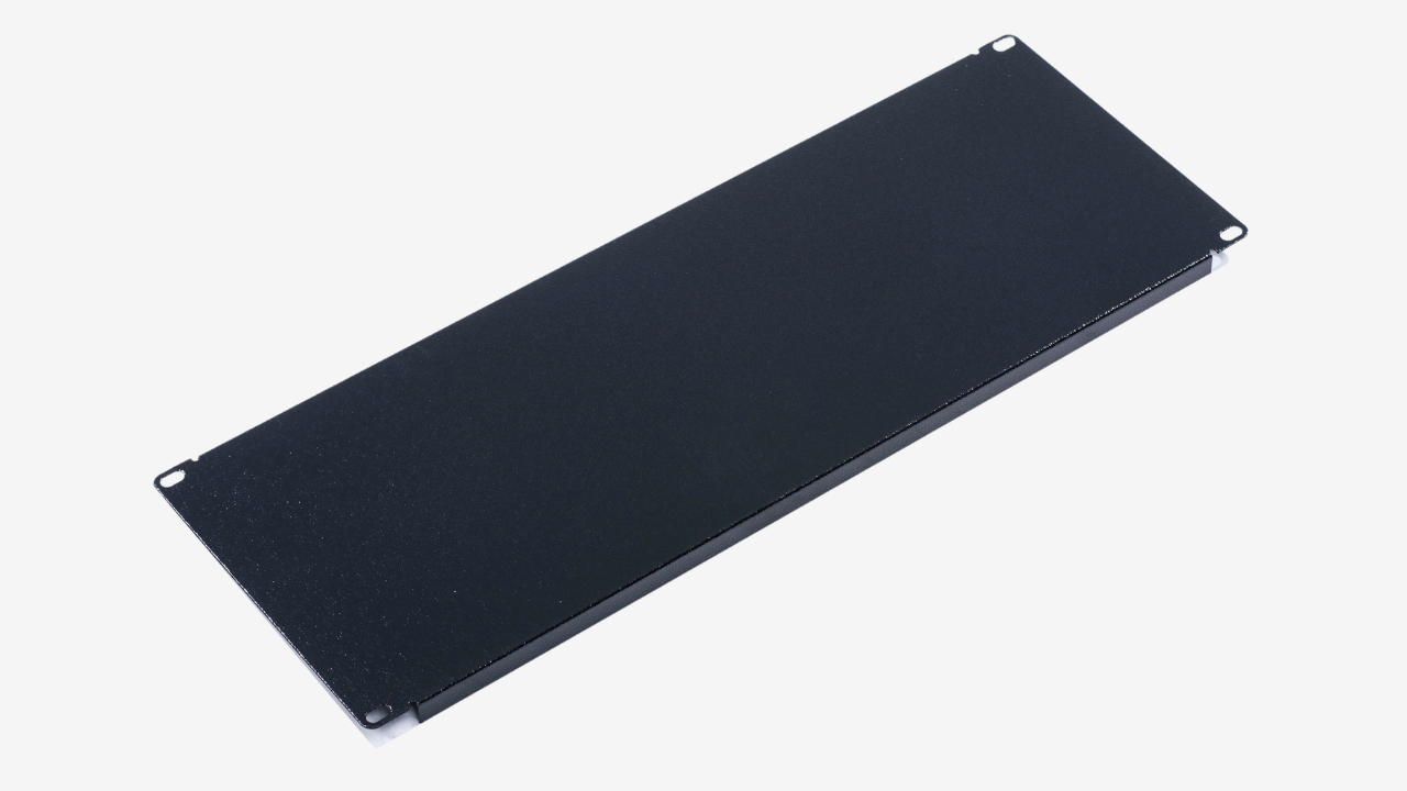 How to Choose the Right Blanking Panels for Your Server RackData Center