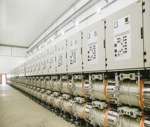 Gas-insulated Railway Switchgear