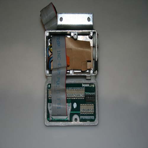 Caja de conexiones EMC