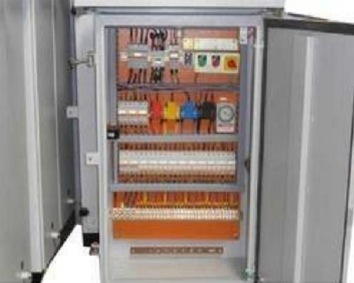 https://www.kdmsteel.com/wp-content/uploads/2019/12/Marshalling-Kiosk-1.png