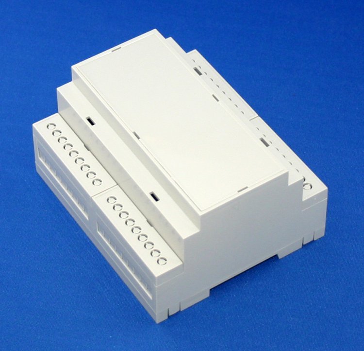 Plastic junction box