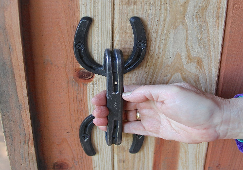 https://www.kdmsteel.com/wp-content/uploads/2020/12/C-Decorative-Stainless-Steel-Barn-Door-Handle.png