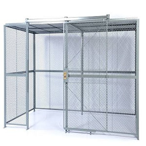 Enceintes grillagées à portes battantes