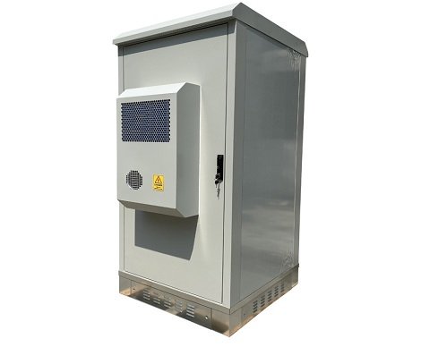 Armoires de batterie extérieures à 3 niveaux
