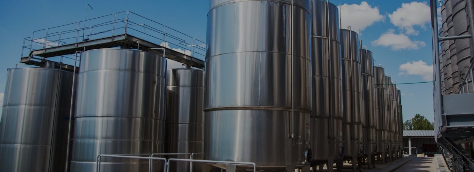 1000 Gallon Stainless Steel Tank