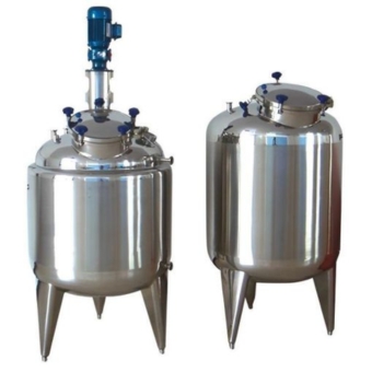 Polished Stainless Steel Milk Tanks
