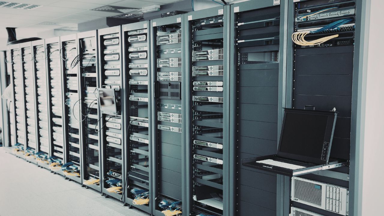 Can I Use a Server Rack at Home? - KDM Steel