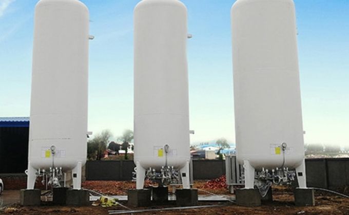 Vertical Cryogenic Storage Tanks