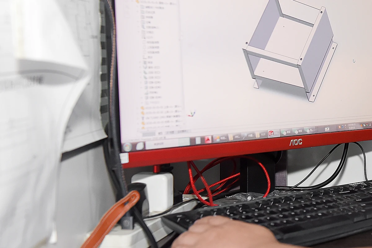Ulasan teknik KDM untuk kotak listrik.