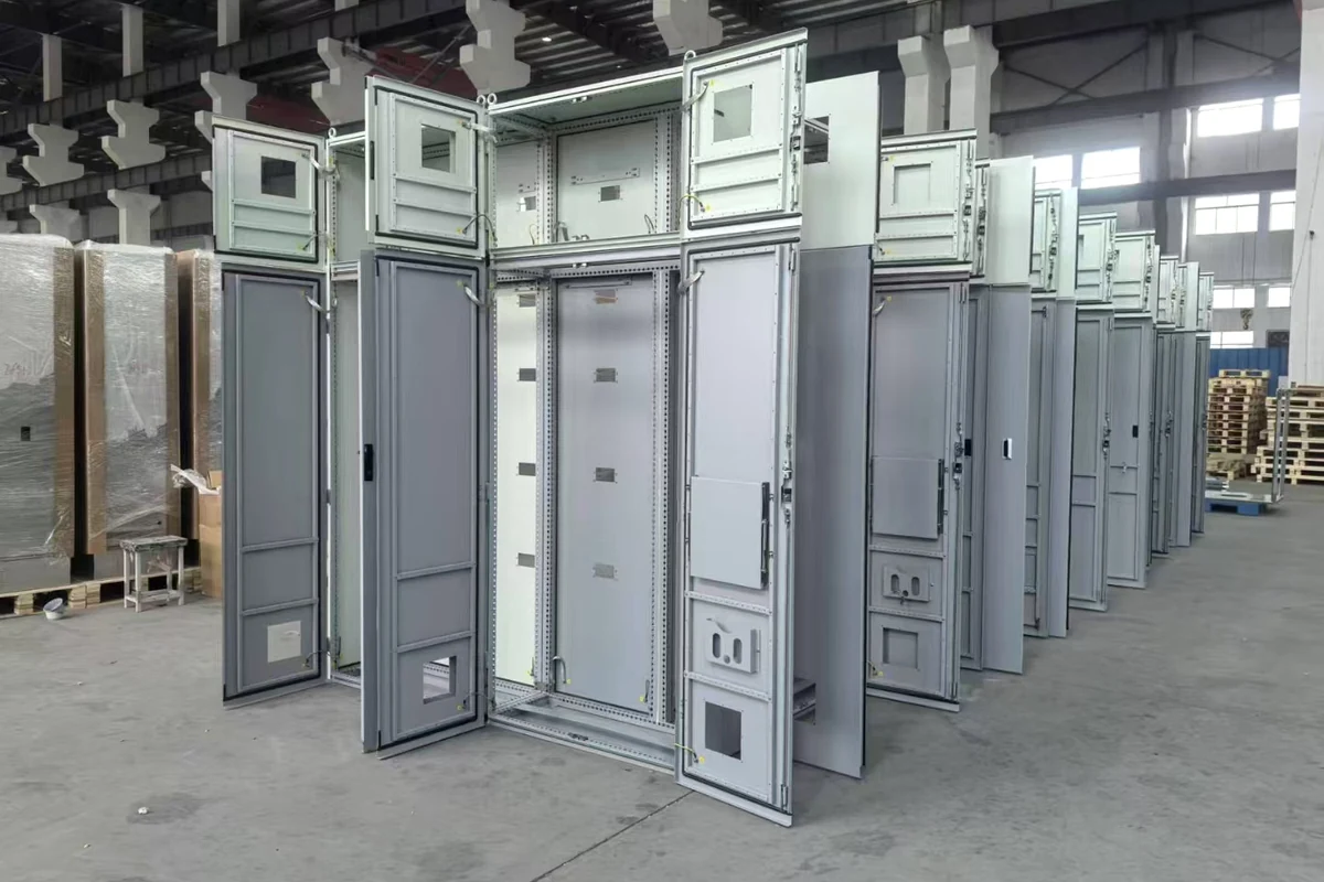 Area perakitan enclosure KDM terbaru