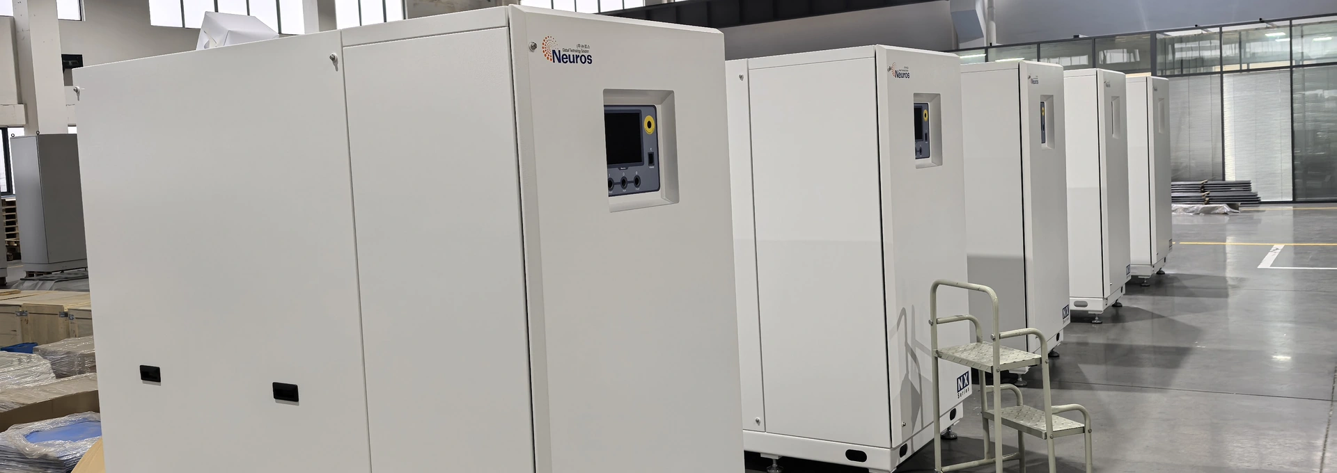 Detalles reales de la caja eléctrica aislada y la protección térmica de KDM.